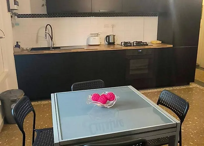 Simonhome Apartment *